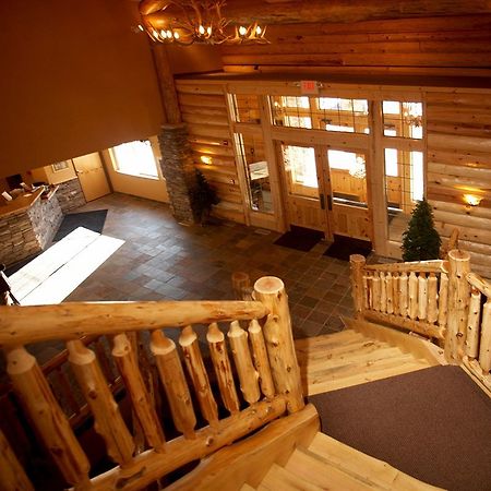 Whitefish Lodge And Suites Cross Lake Exteriör bild