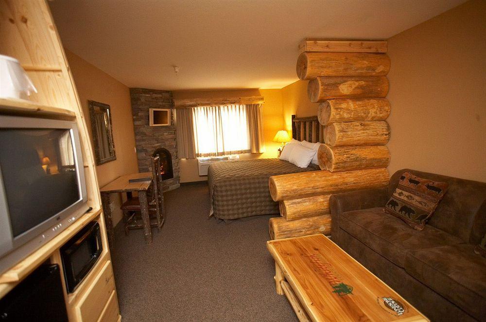 Whitefish Lodge And Suites Cross Lake Exteriör bild