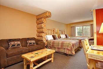 Whitefish Lodge And Suites Cross Lake Exteriör bild